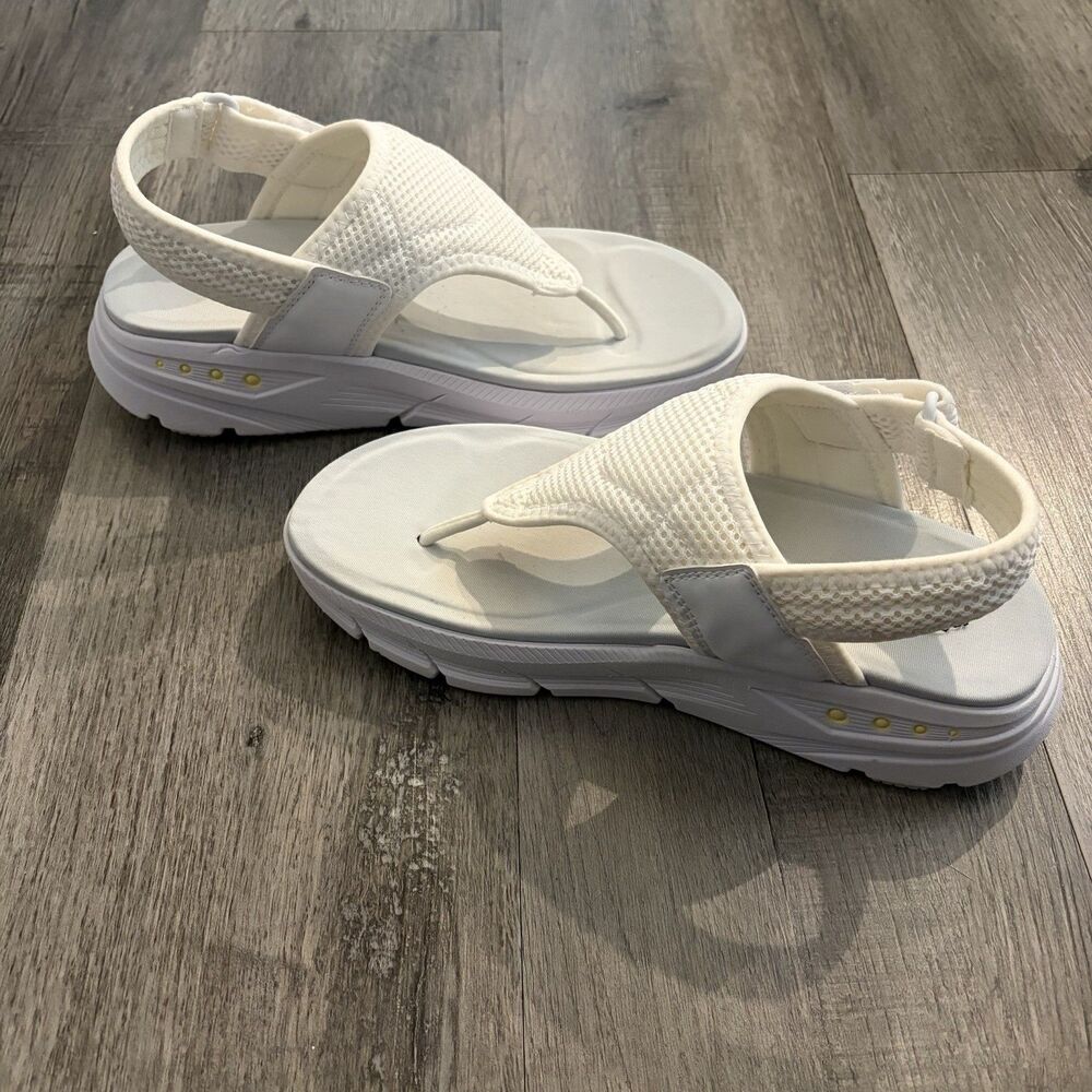 Easy Spirit Maxx2 White Adjustable Strap Walking Sport Sandals Women’s Size 8
